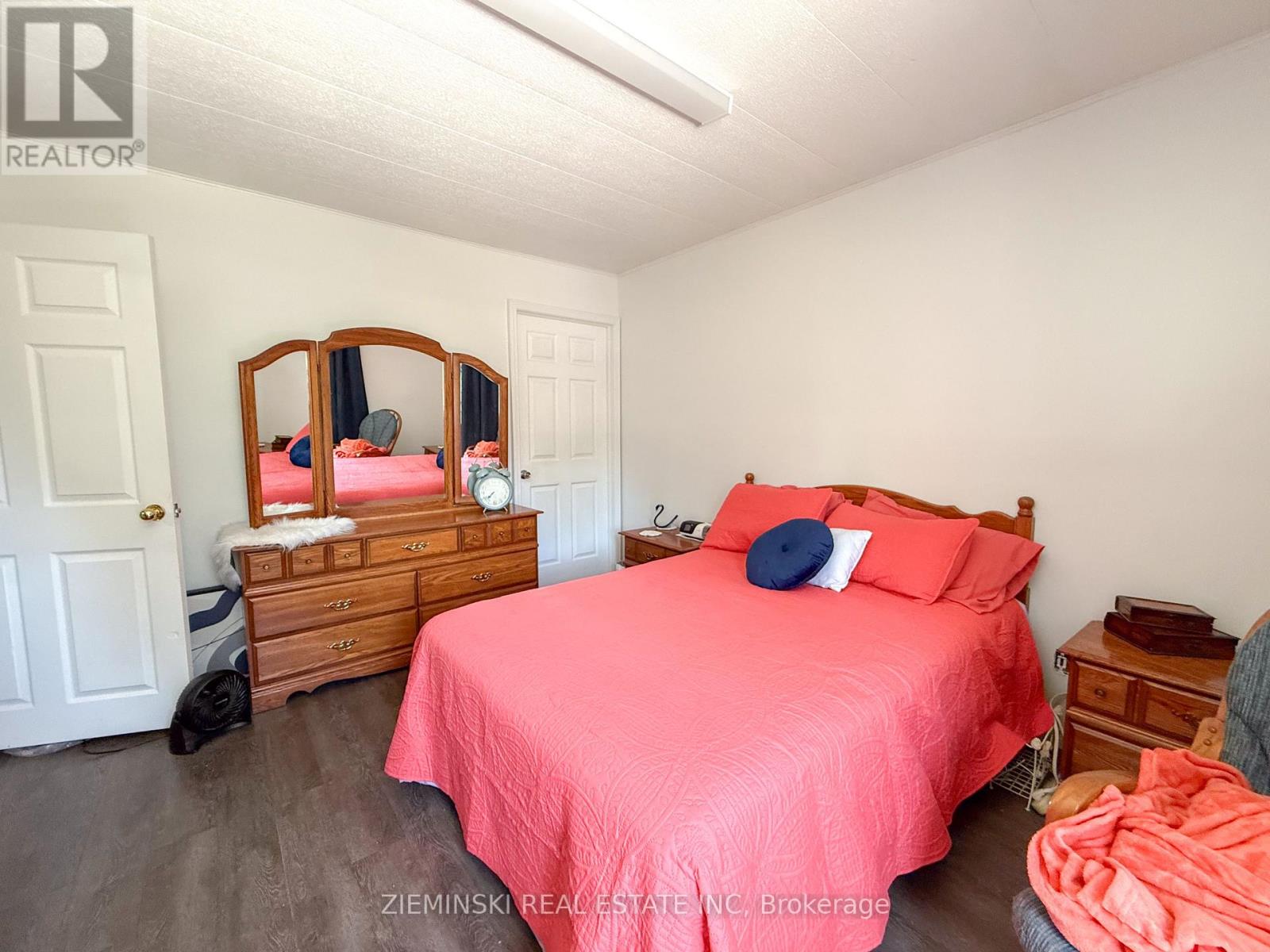 107 NEW CIRCLE PLACE - 22