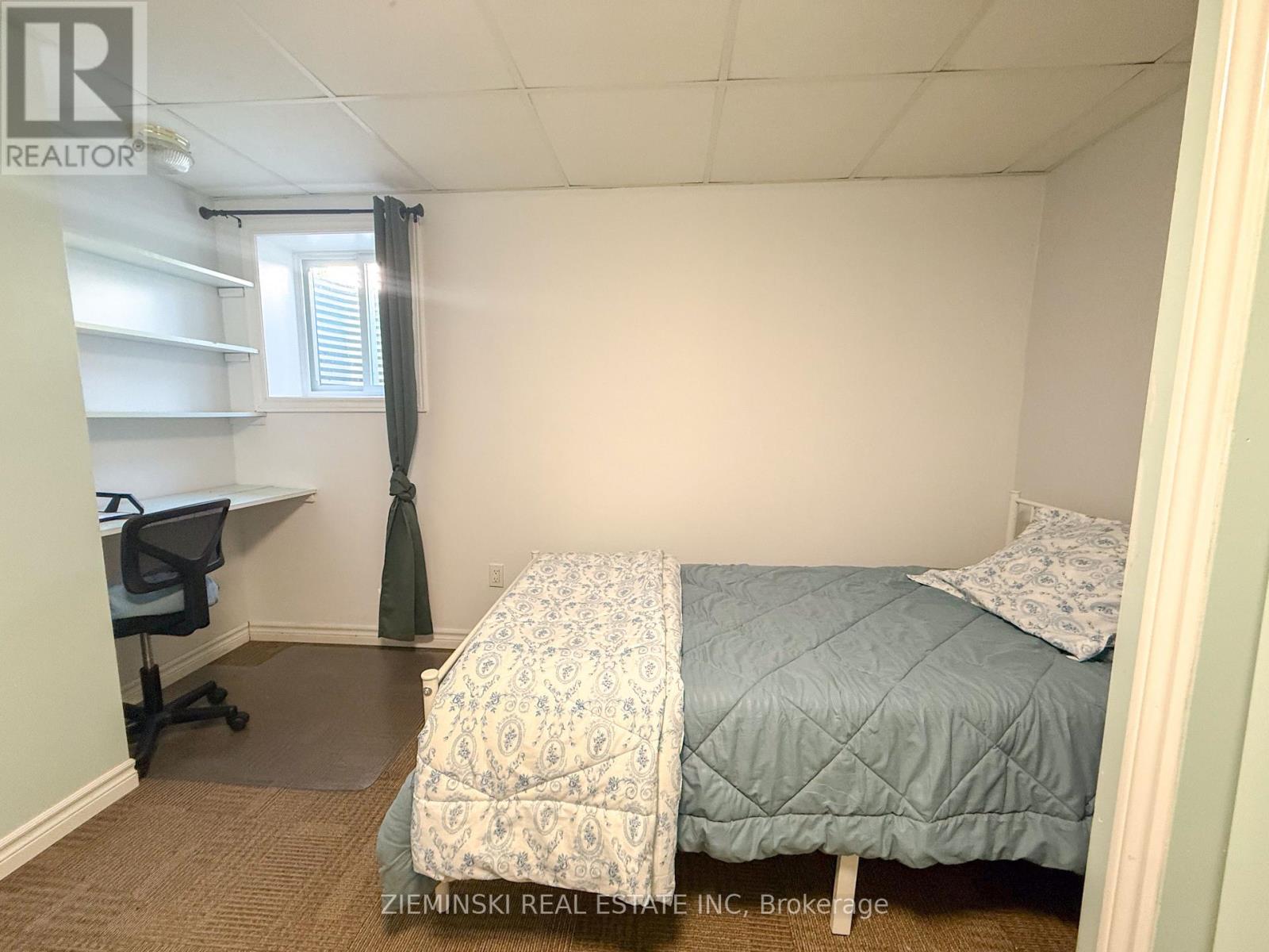 107 NEW CIRCLE PLACE - 35