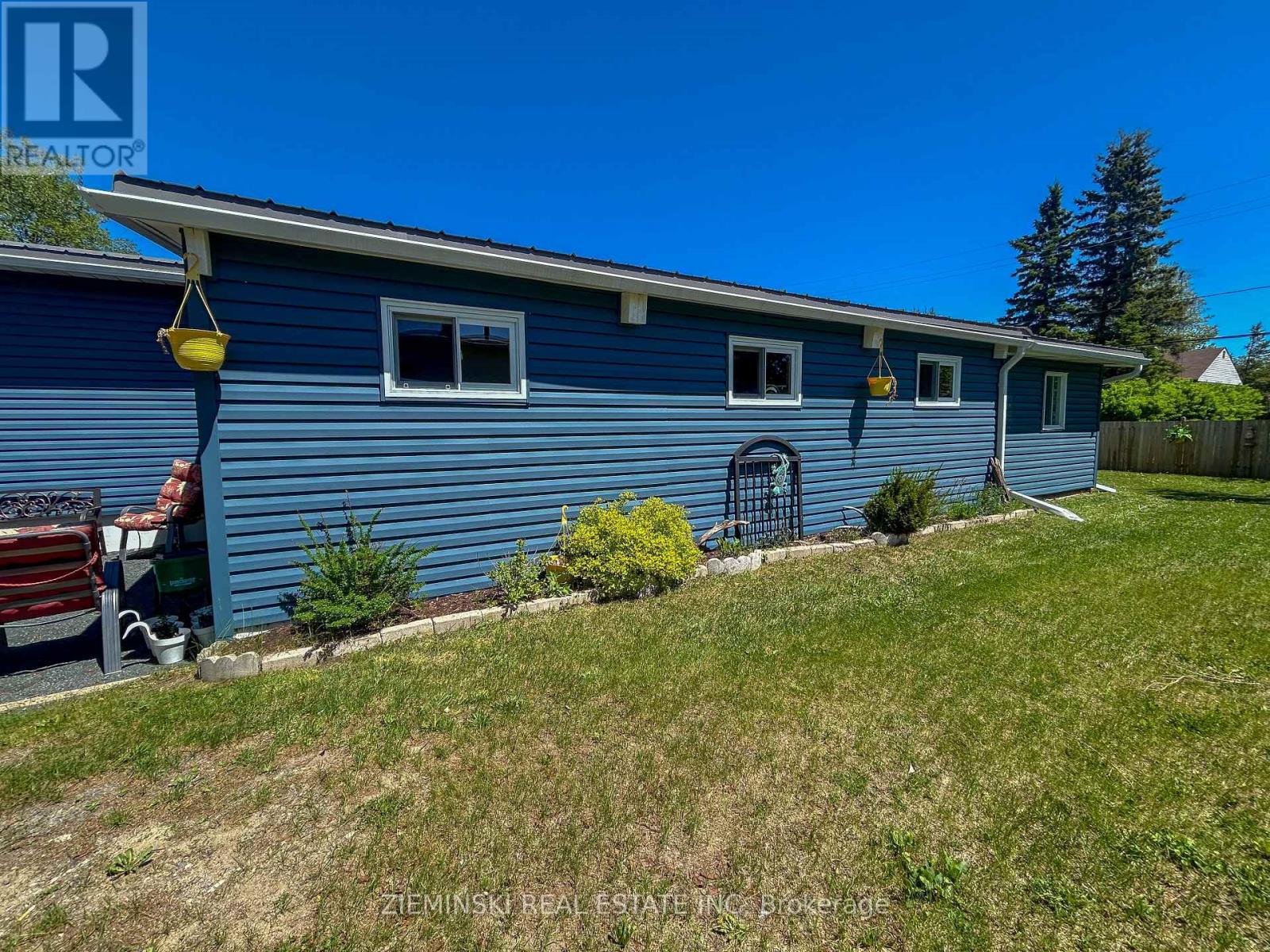 107 NEW CIRCLE PLACE - 46