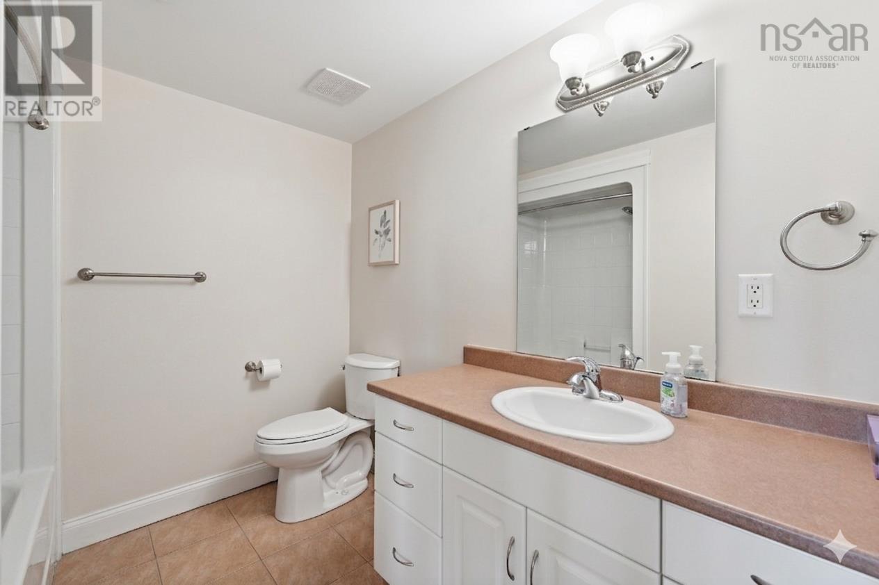 Property 22 of 22 of 903 60 Walter Havill Drive