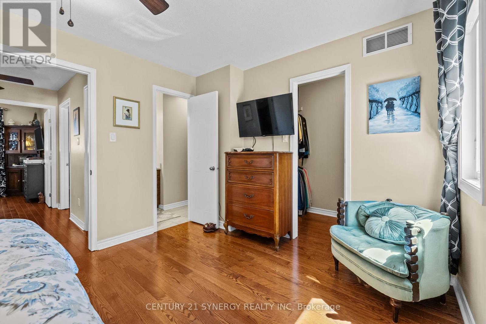 3 Bed, 3 Bath House for Sale in Ottawa – 1826 HENNESSY CRESCENT, Ottawa – MLS# X13431874 - Image 14
