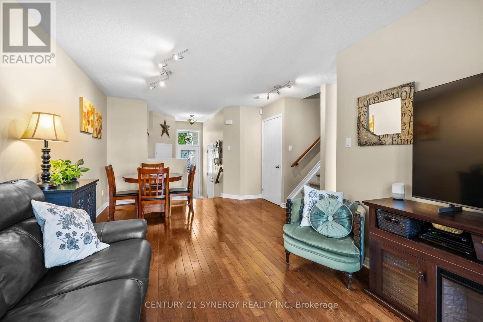 3 Bed, 3 Bath House for Sale in Ottawa – 1826 HENNESSY CRESCENT, Ottawa – MLS# X13431874 - Image 25