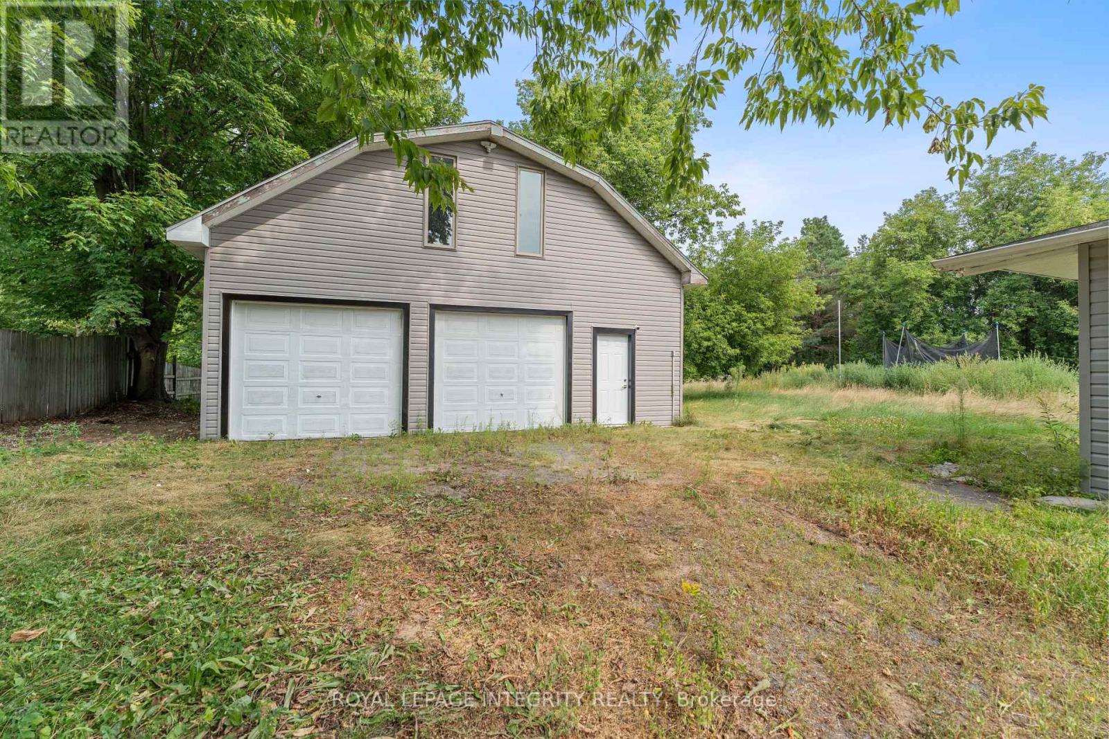 3823 DROUIN ROAD - 2