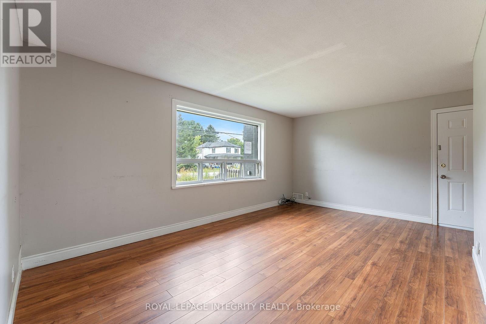 3823 DROUIN ROAD - 21
