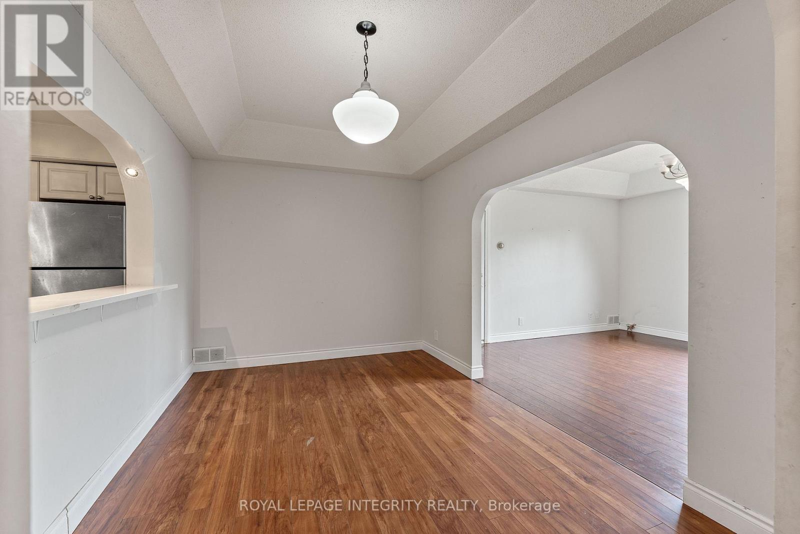 3823 DROUIN ROAD - 8