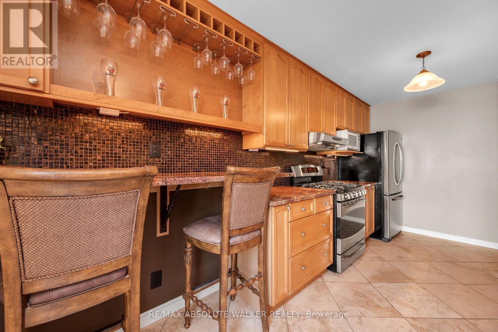 3 Bed, 2 Bath House for Sale in Ottawa – 1824 HENNESSY CRESCENT, Ottawa – MLS# X13432118 - Image 22