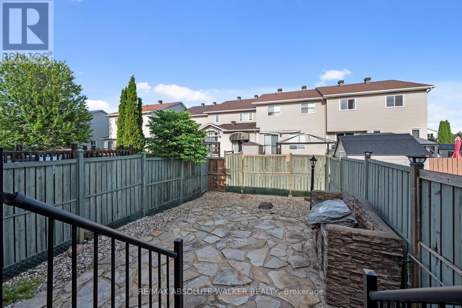 3 Bed, 2 Bath House for Sale in Ottawa – 1824 HENNESSY CRESCENT, Ottawa – MLS# X13432118 - Image 45