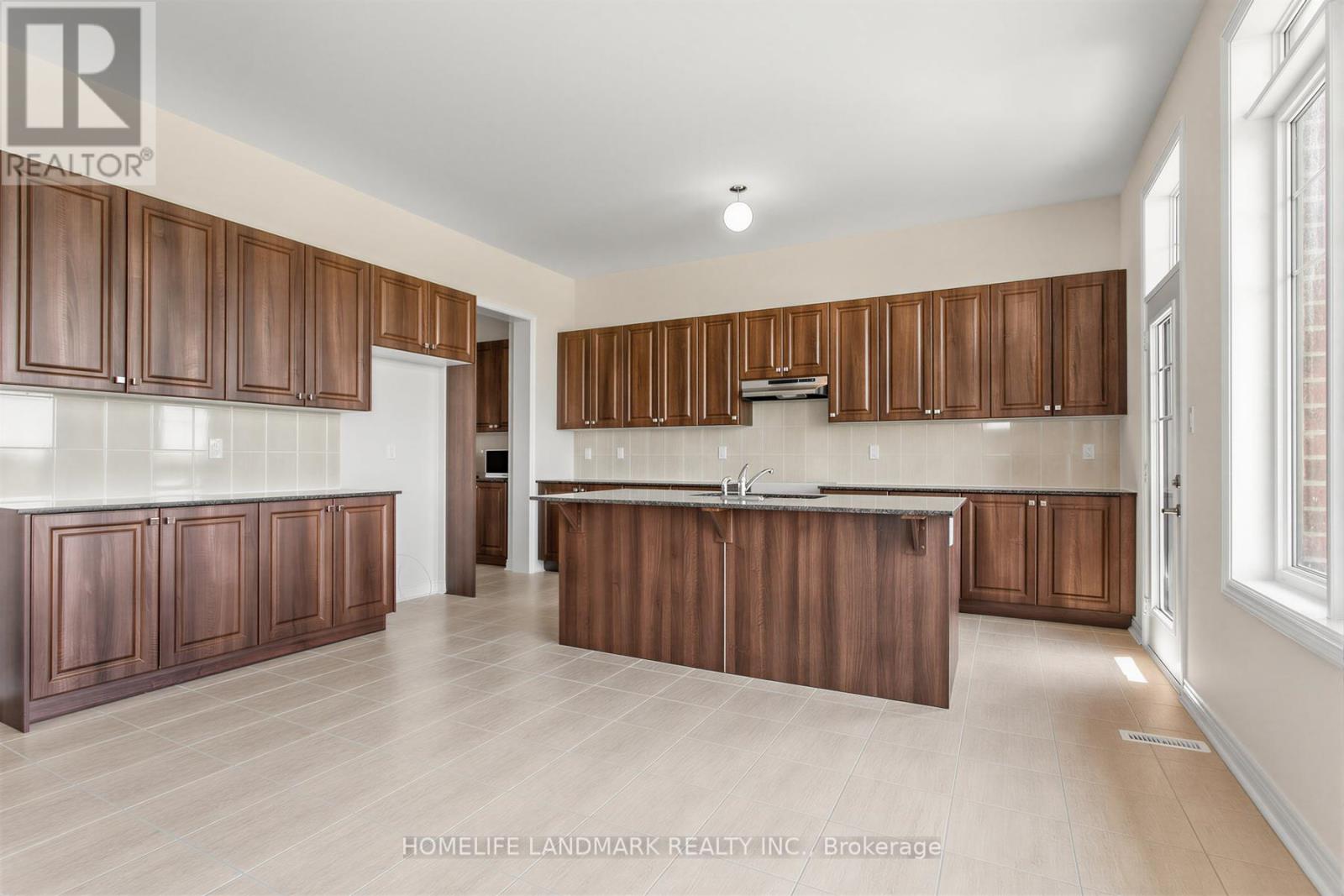 55 GERDEN DRIVE - 13
