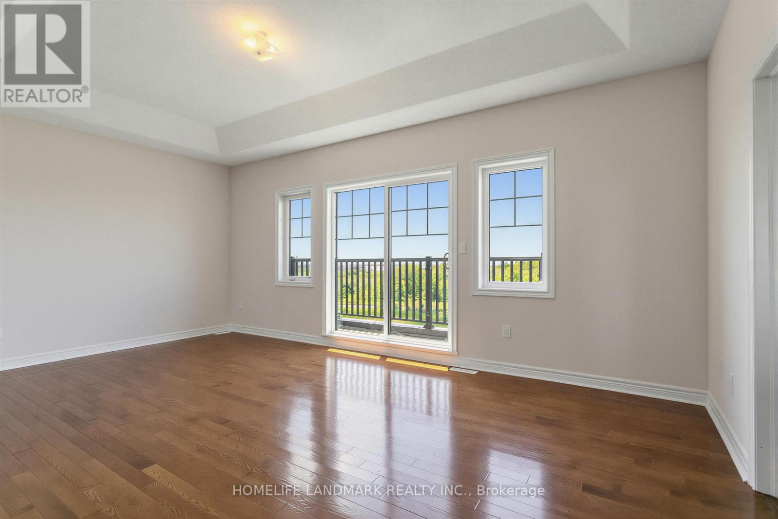 55 GERDEN DRIVE - 19