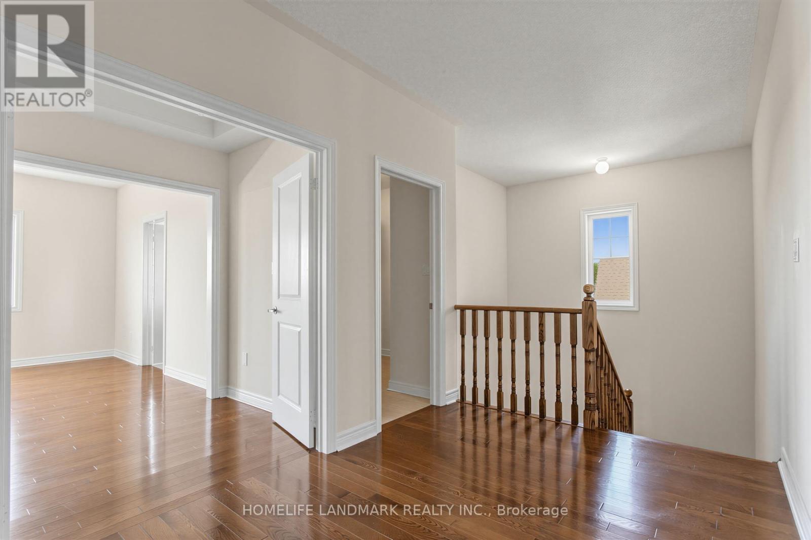 55 GERDEN DRIVE - 27