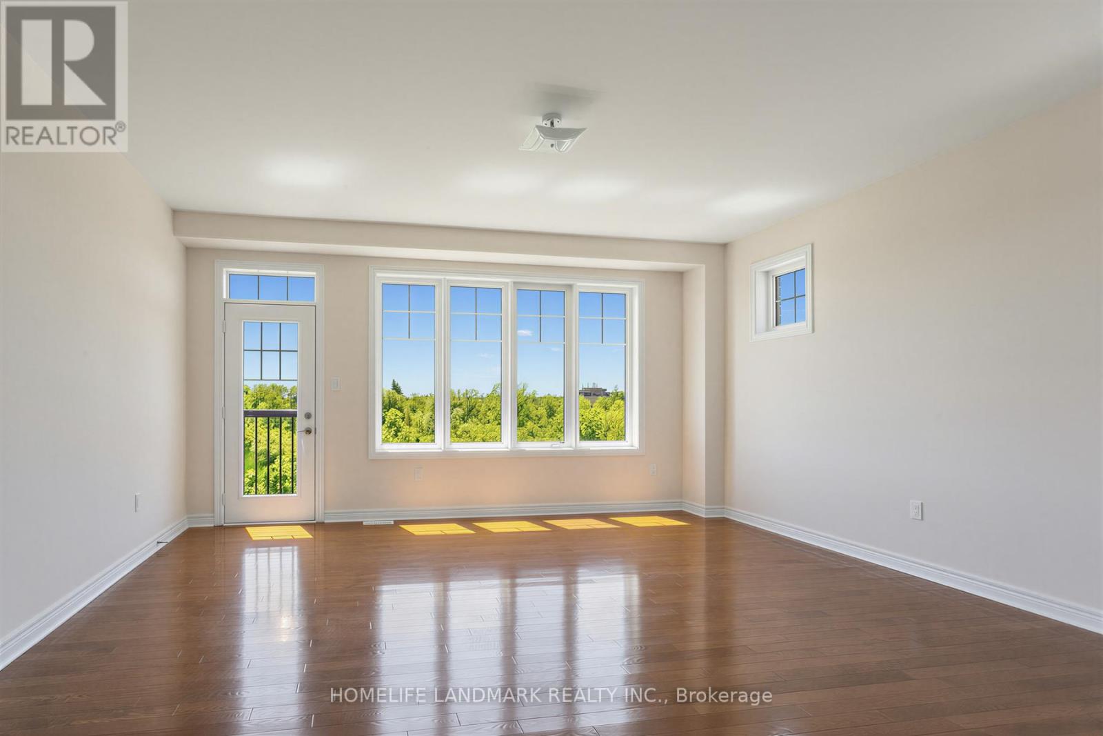 55 GERDEN DRIVE - 37