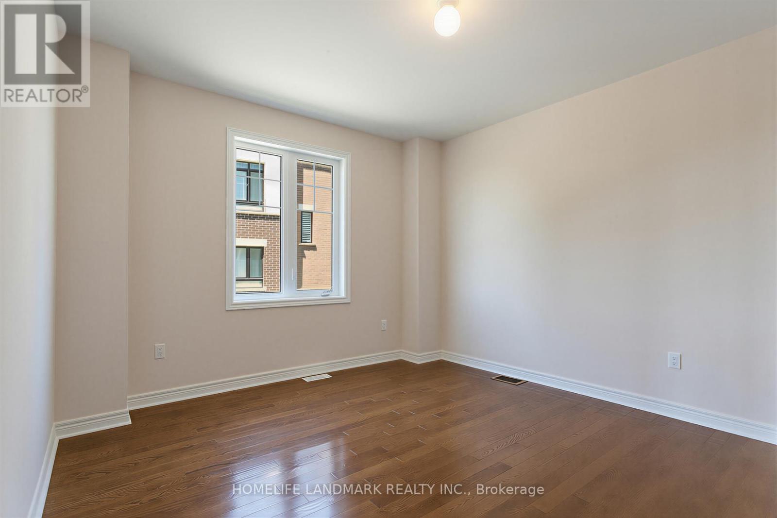 55 GERDEN DRIVE - 44