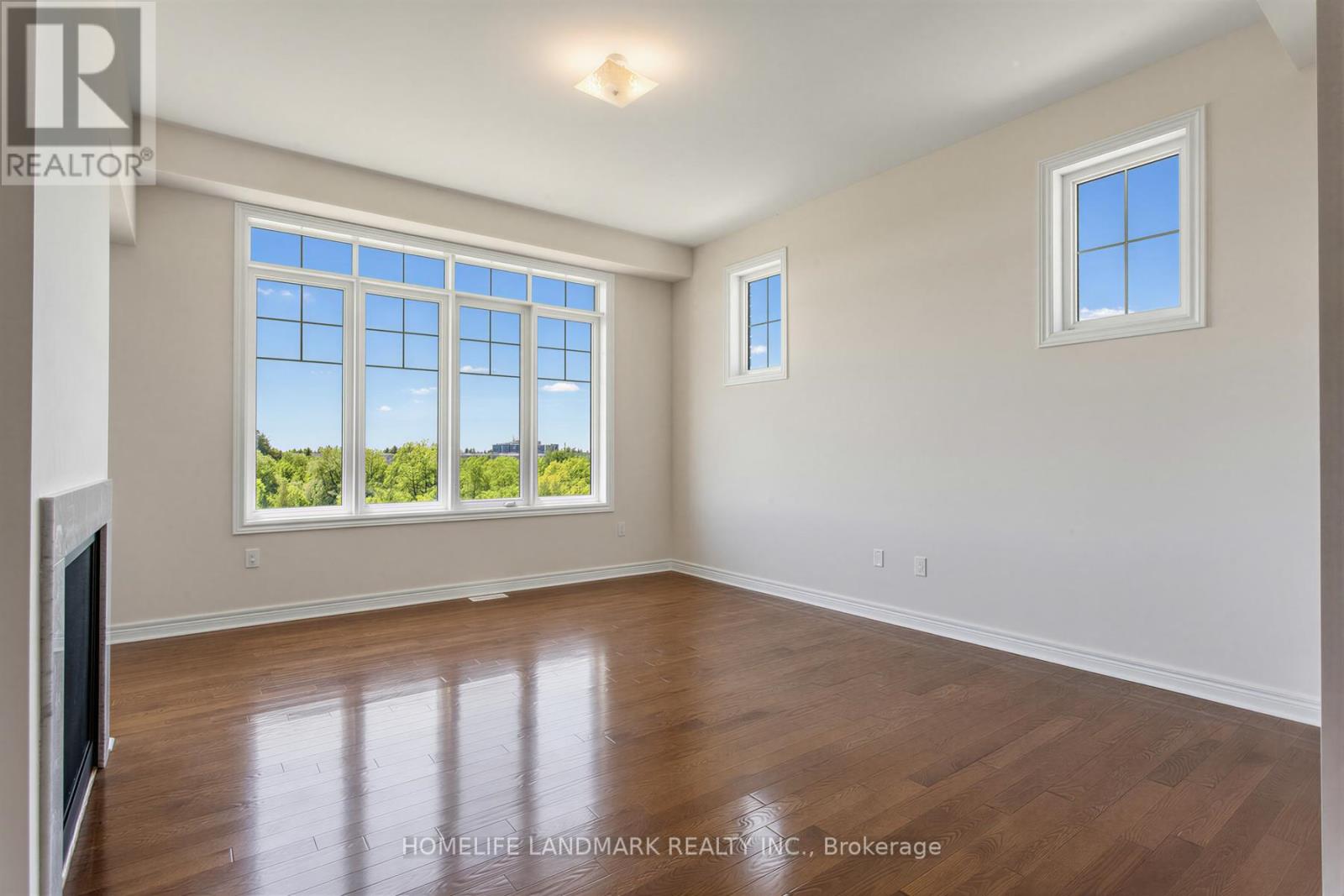 55 GERDEN DRIVE - 8