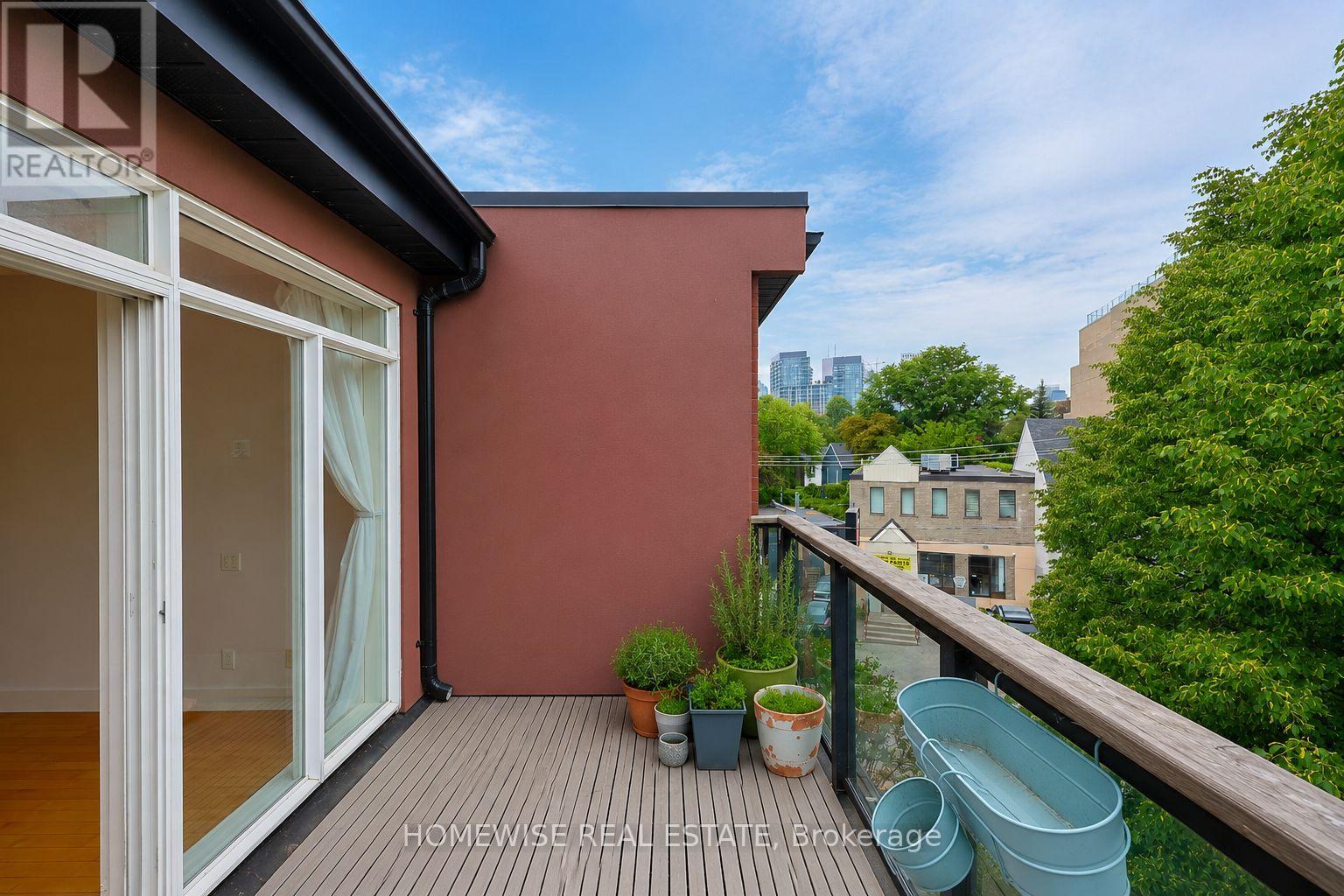 476 KING STREET E - 20
