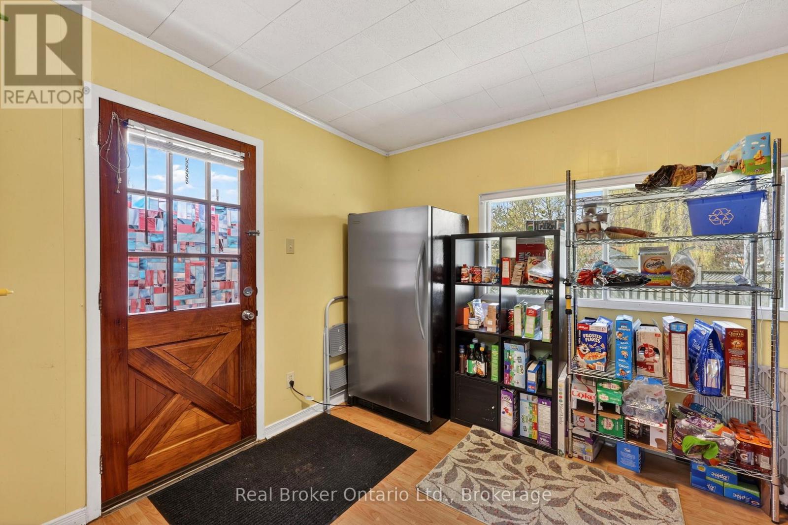 438 RUSSELL STREET - 14