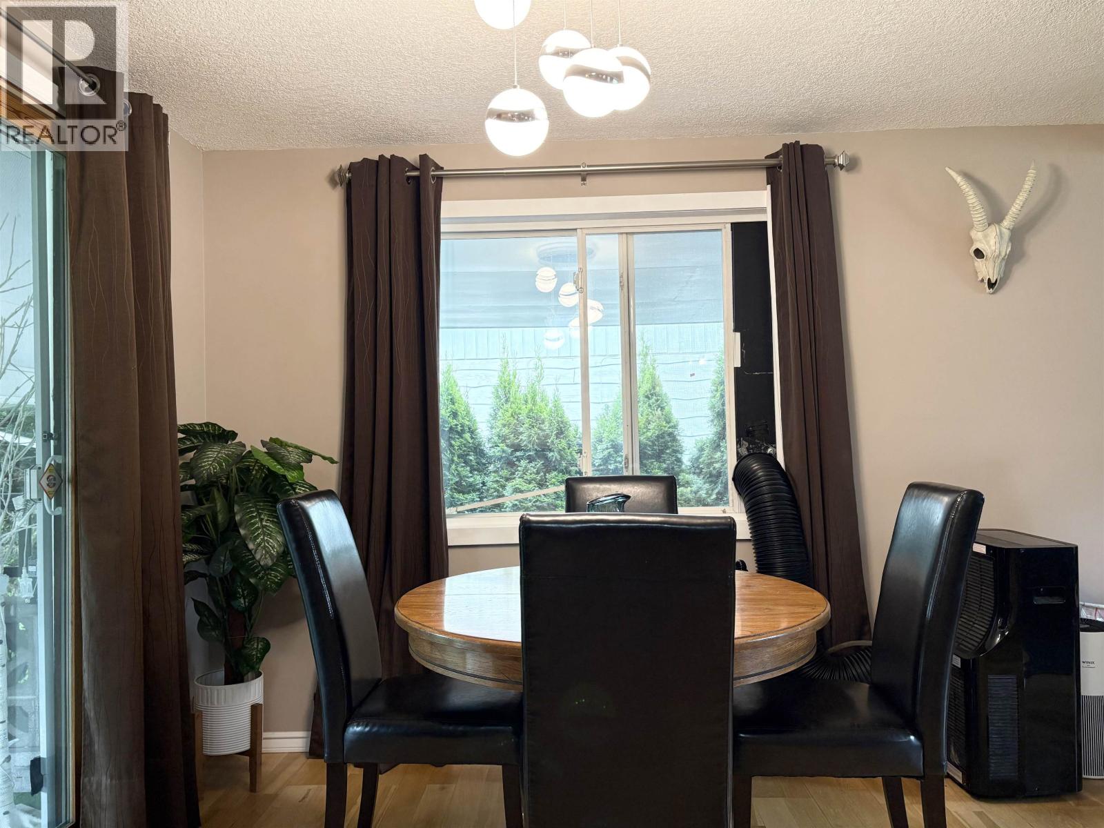 4114 CHURCHILL ROAD - 8