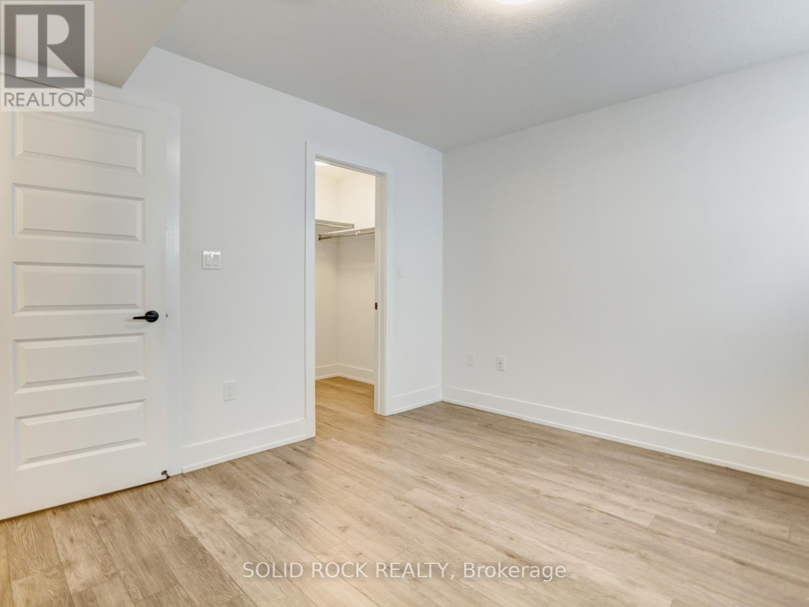 #43 99 ROGER STREET - 29