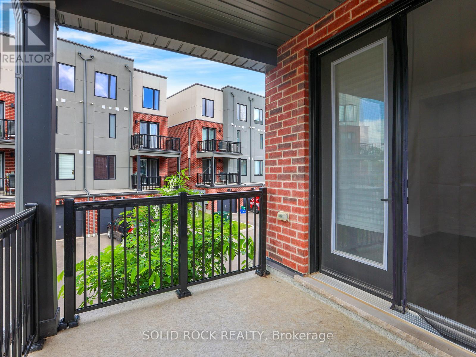 #43 99 ROGER STREET - 17