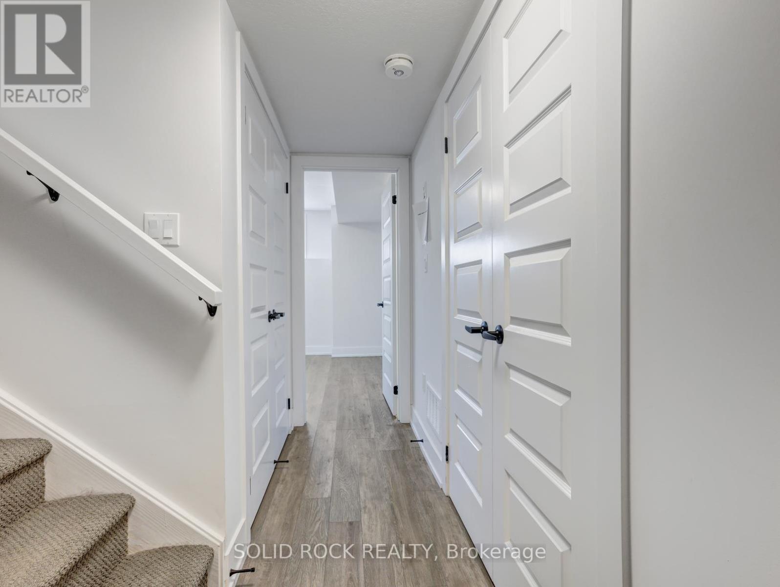 #43 99 ROGER STREET - 25
