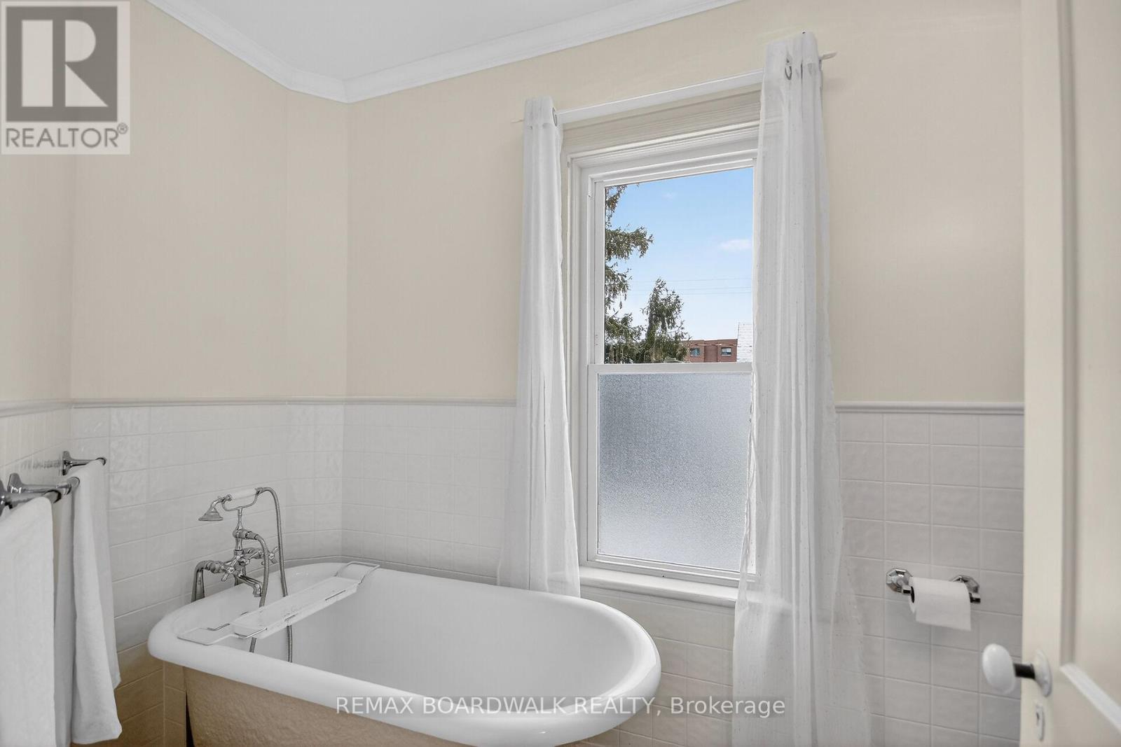 11 ALFRED STREET - 21