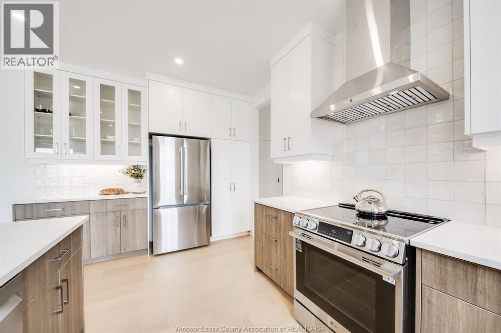 3698 FARROW AVENUE - 17