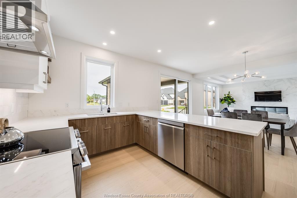3698 FARROW AVENUE - 15