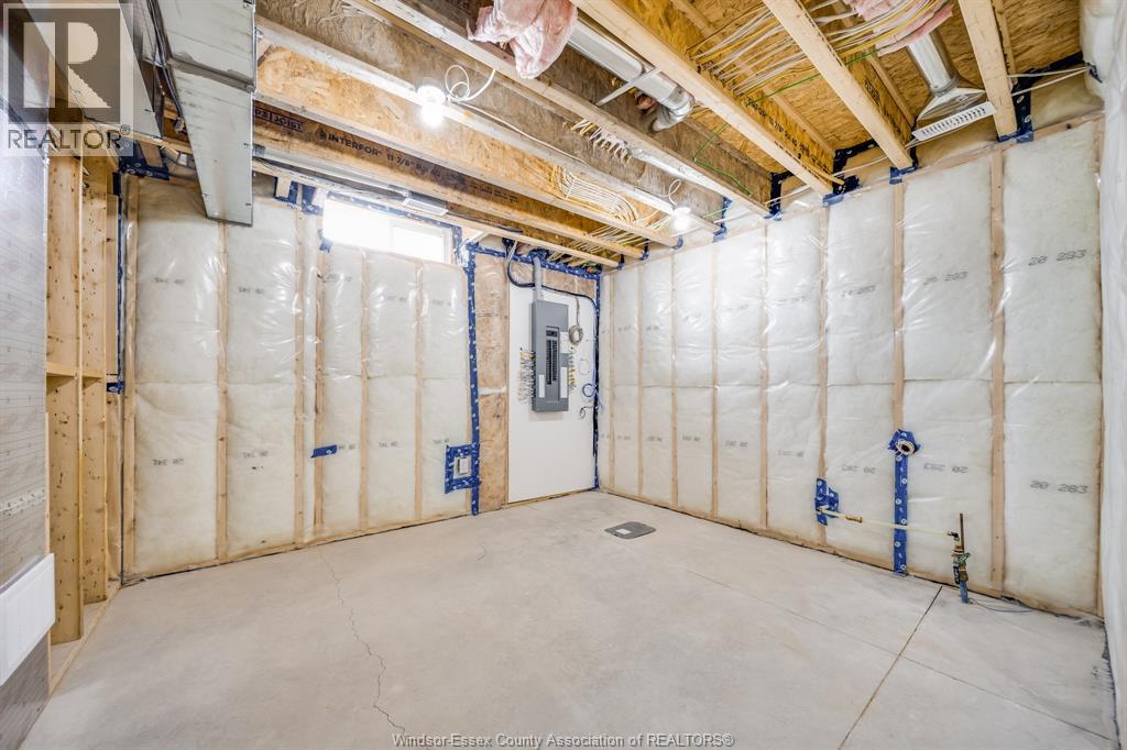 3698 FARROW AVENUE - 46