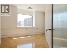 1170 Broad Street, Regina, SK S4R1X8 Photo 39