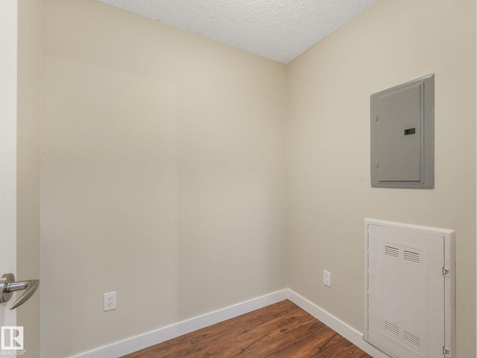 #317 12650 142 AV NW - 32