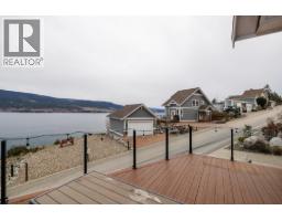 6930 Barcelona Drive, Kelowna, BC V1Z3R8 Photo 16