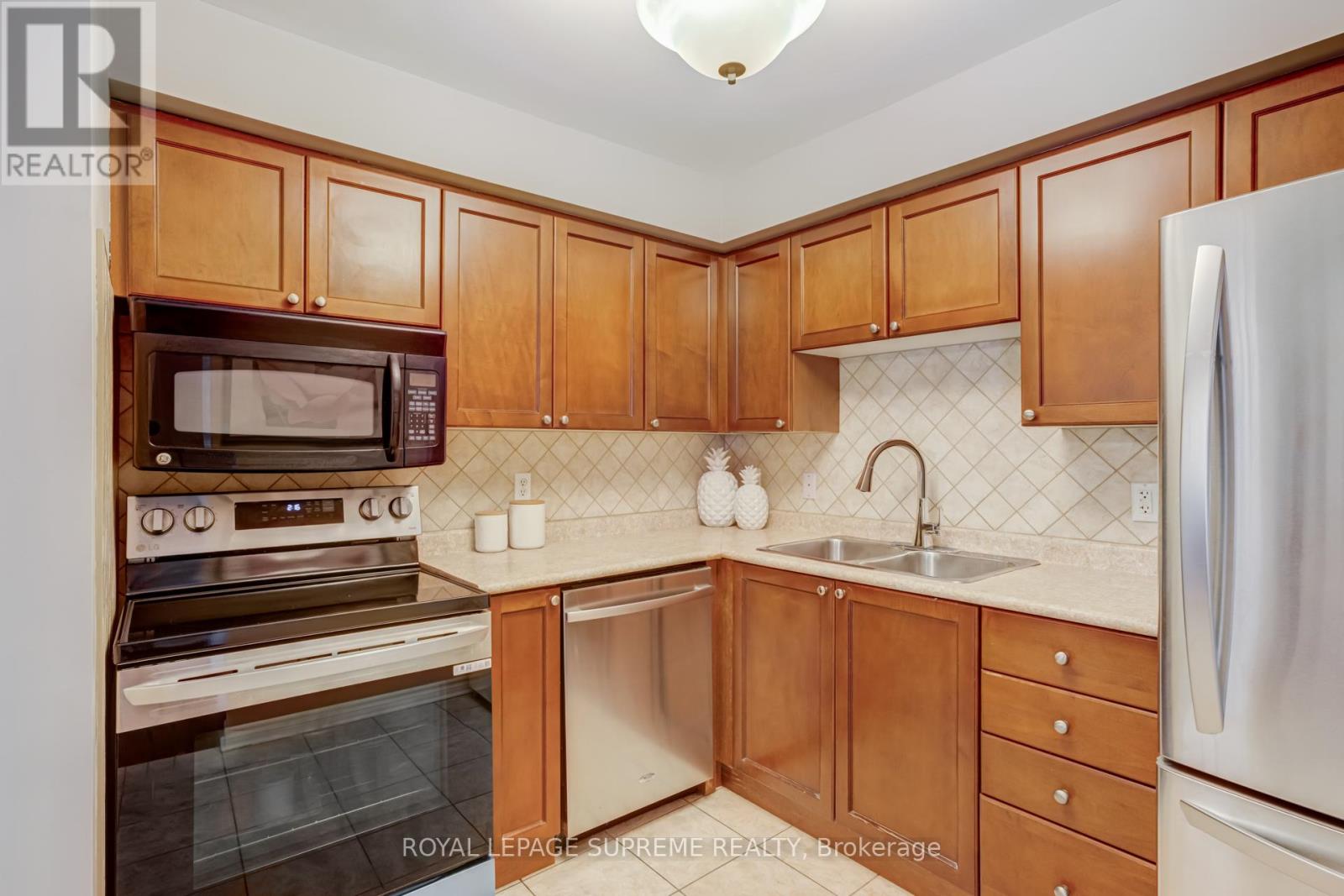 #307 64 SIDNEY BELSEY CRESCENT - 11