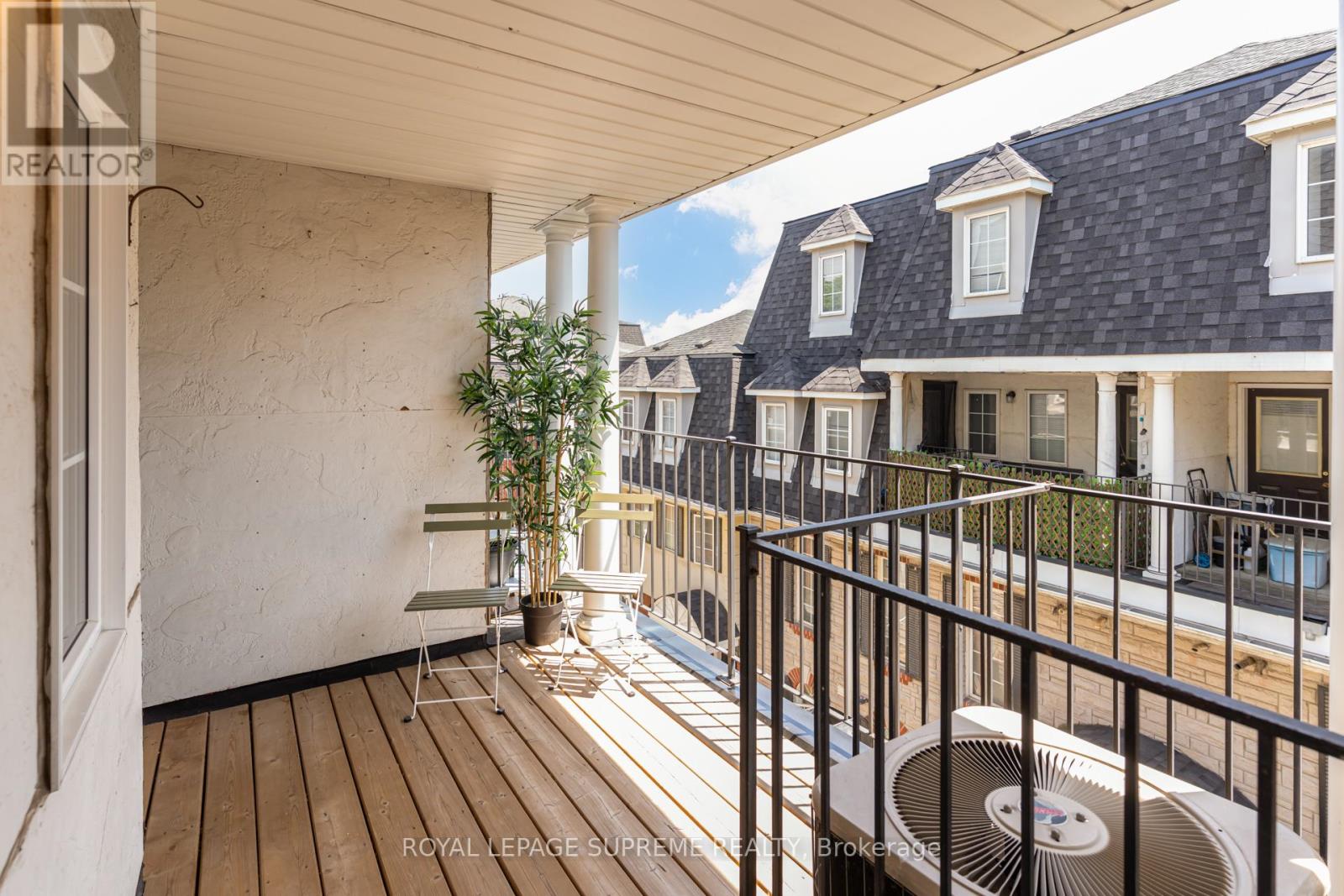 #307 64 SIDNEY BELSEY CRESCENT - 22