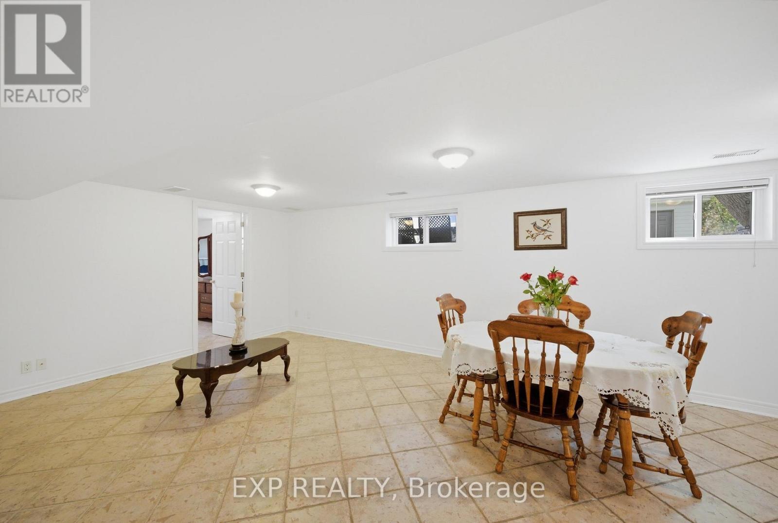 45 FLAMBOROUGH DRIVE - 13