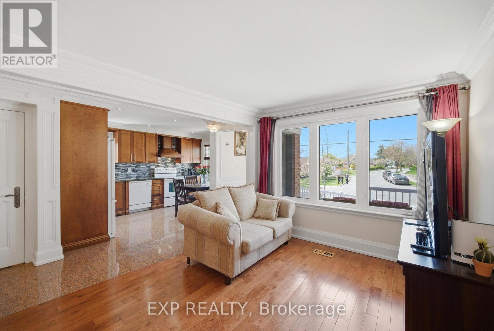 45 FLAMBOROUGH DRIVE - 4