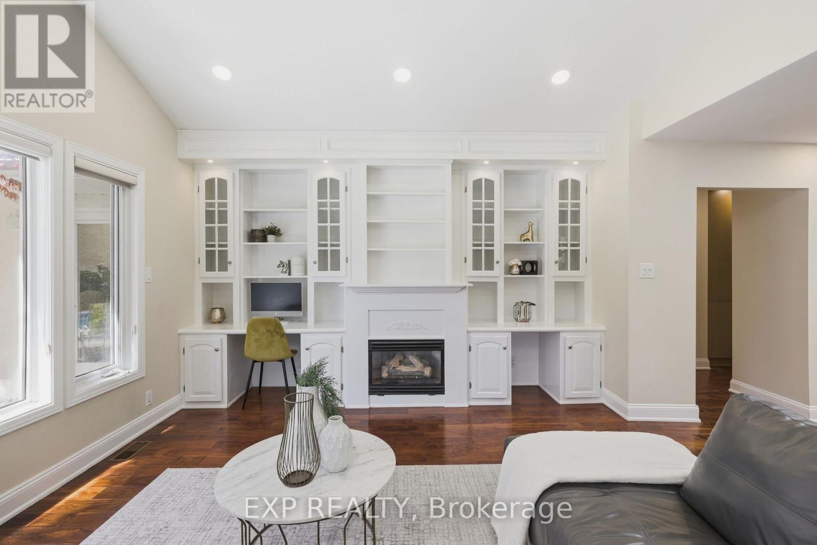 2076 AUTUMN BREEZE DRIVE S - 18
