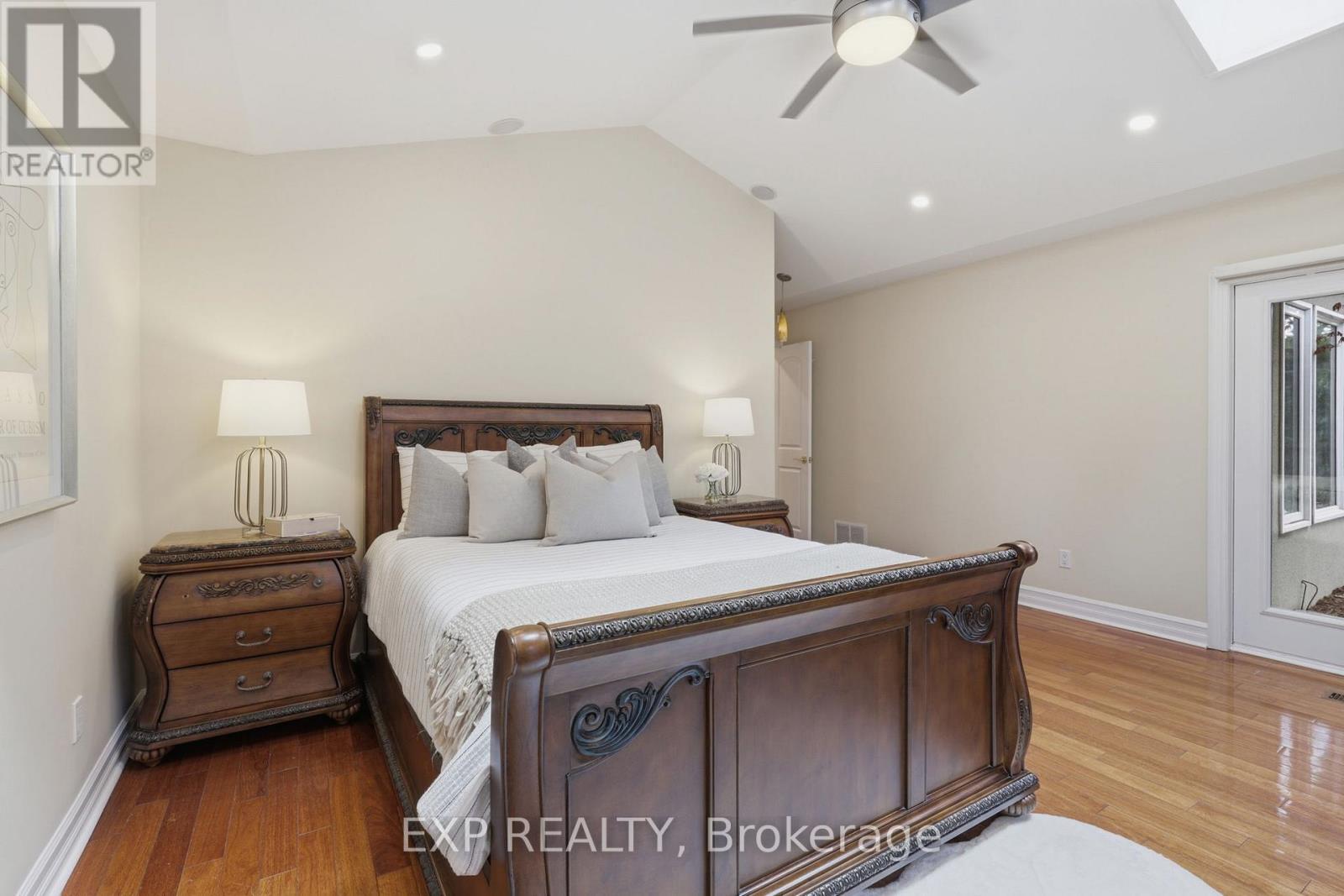 2076 AUTUMN BREEZE DRIVE S - 22