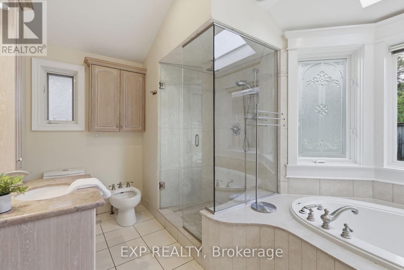 2076 AUTUMN BREEZE DRIVE S - 24