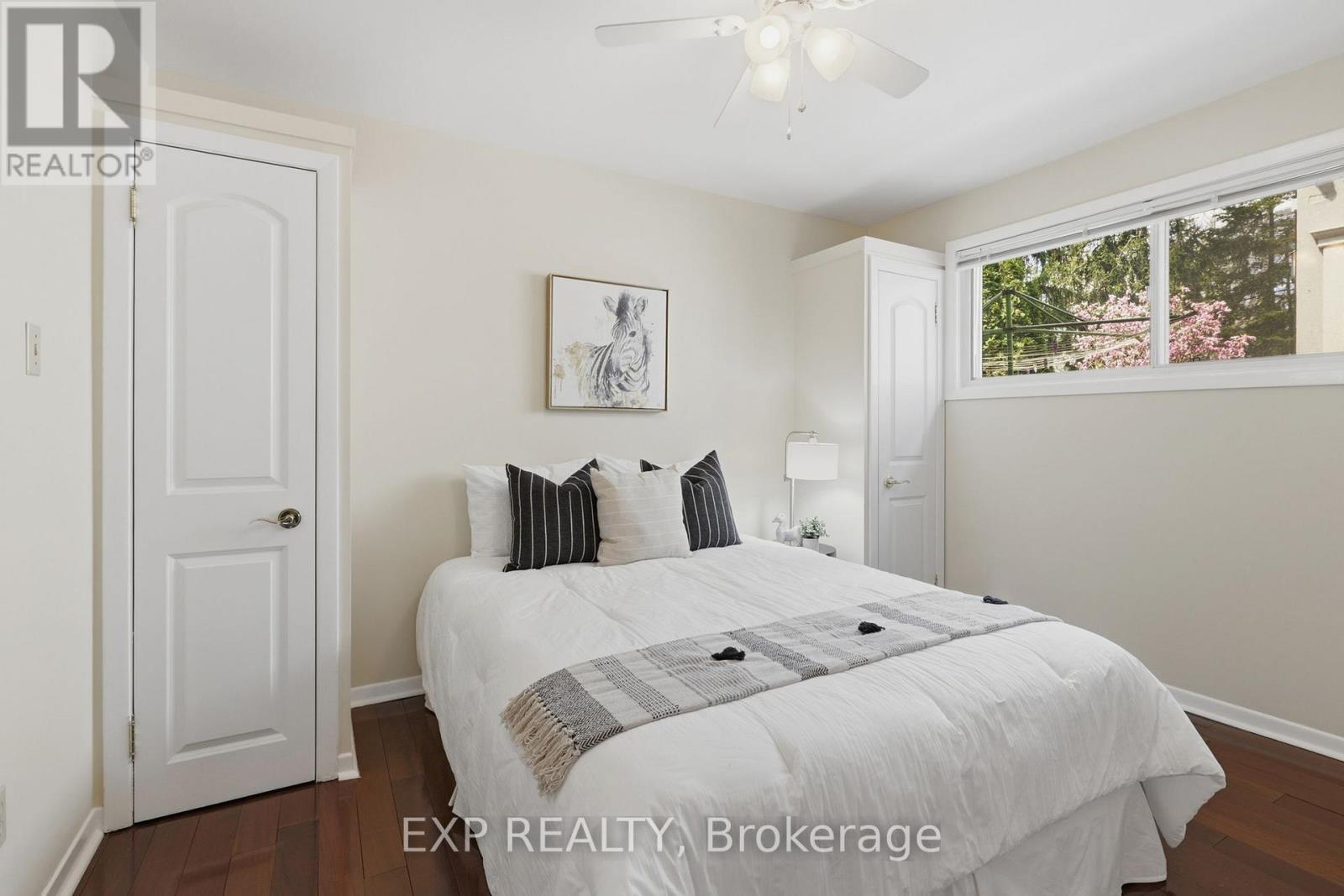 2076 AUTUMN BREEZE DRIVE S - 28