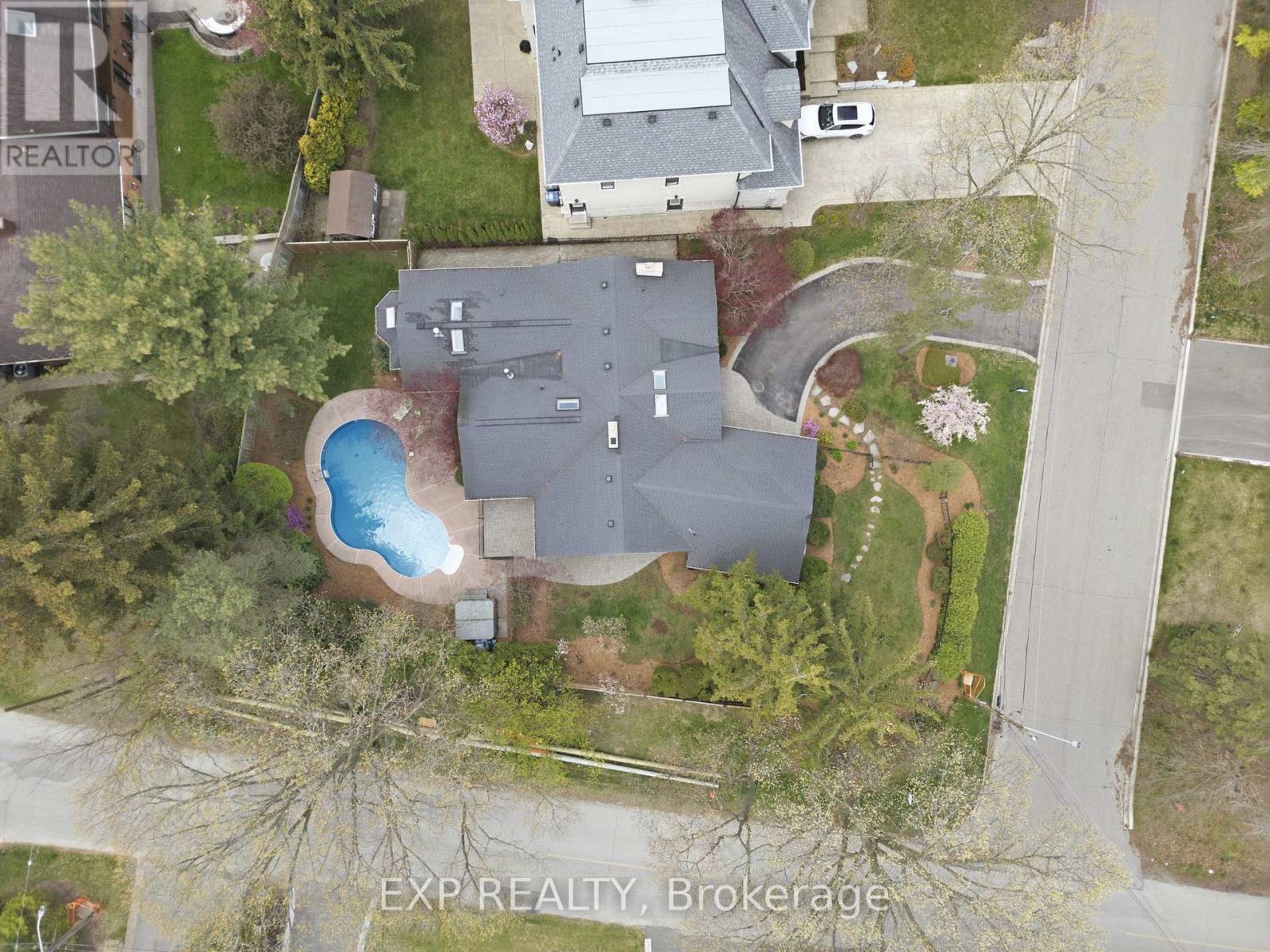2076 AUTUMN BREEZE DRIVE S - 3