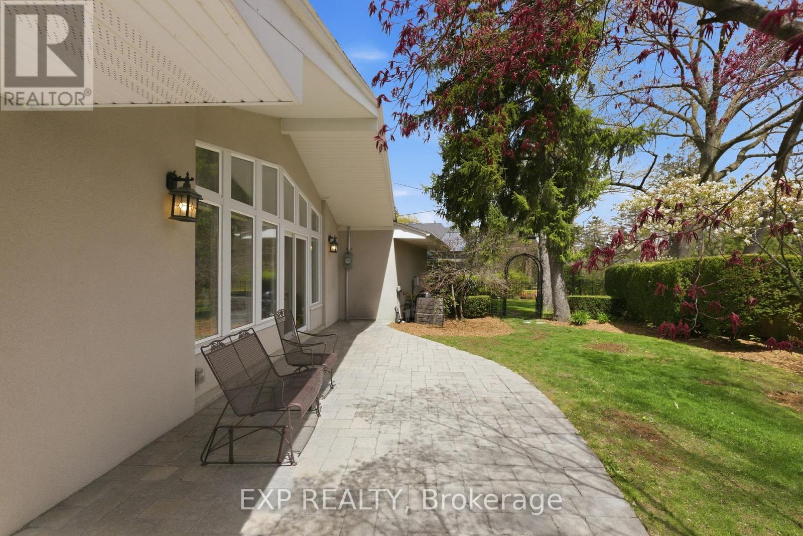 2076 AUTUMN BREEZE DRIVE S - 42