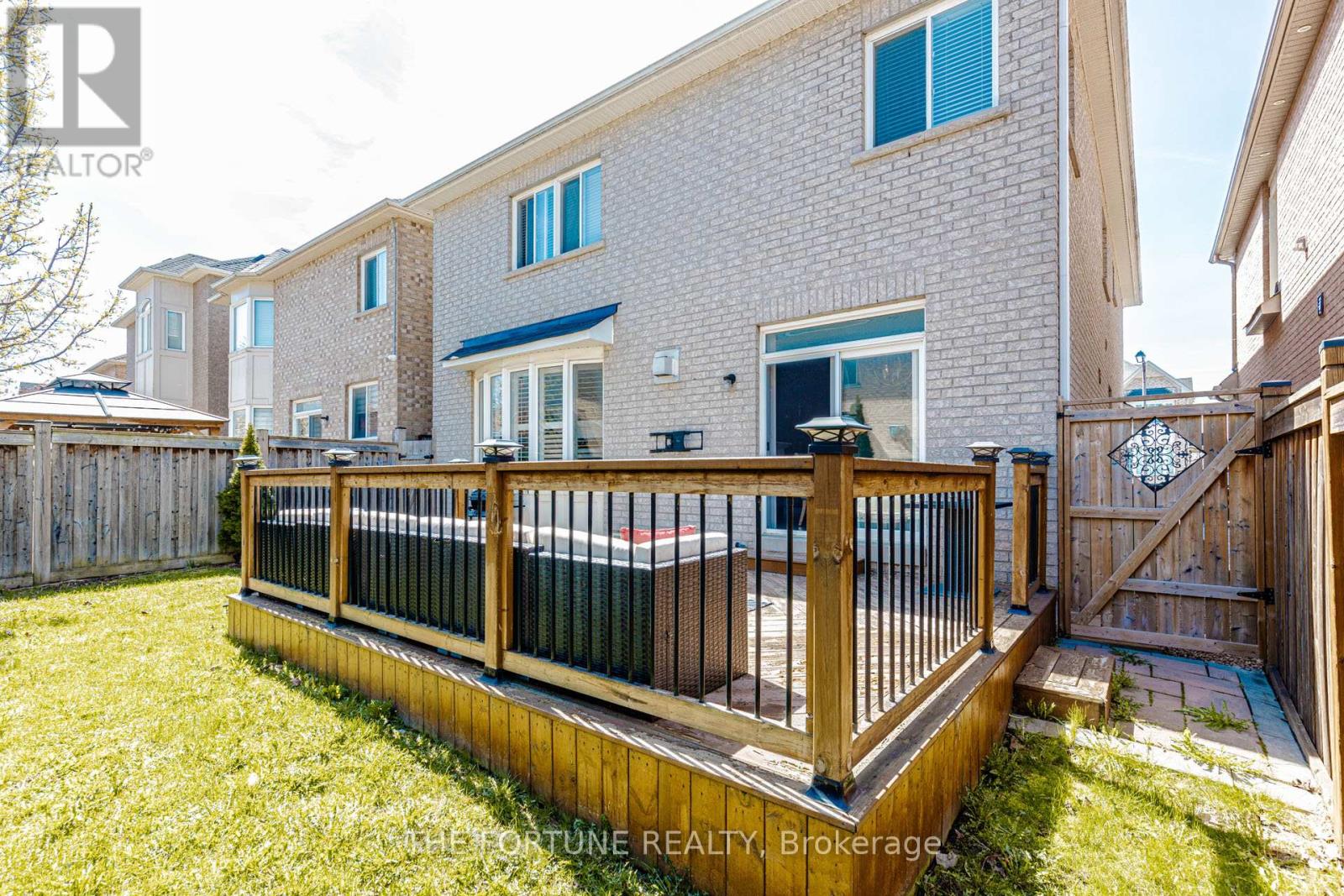 30 CEDARSPRINGS WAY - 31