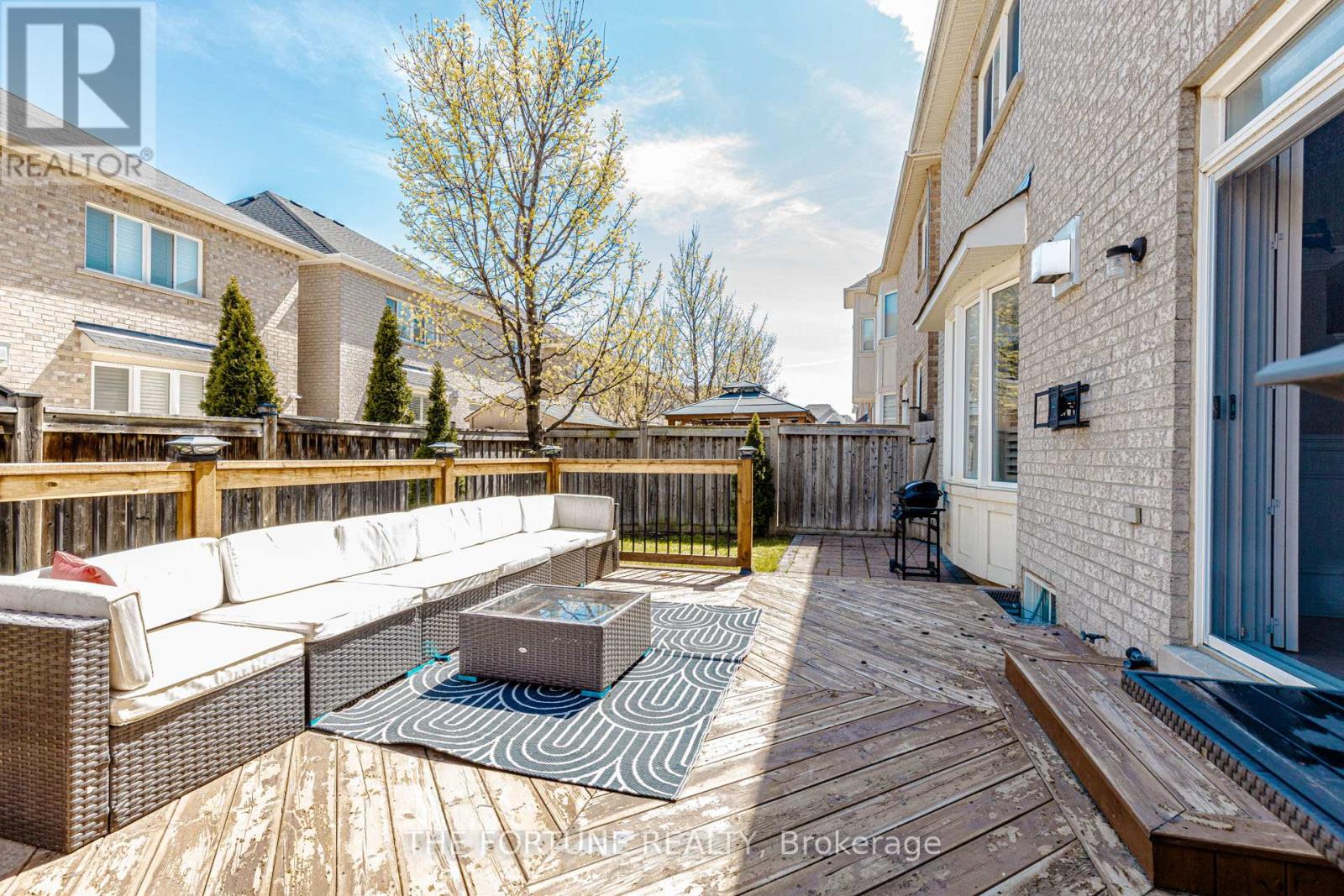 30 CEDARSPRINGS WAY - 32