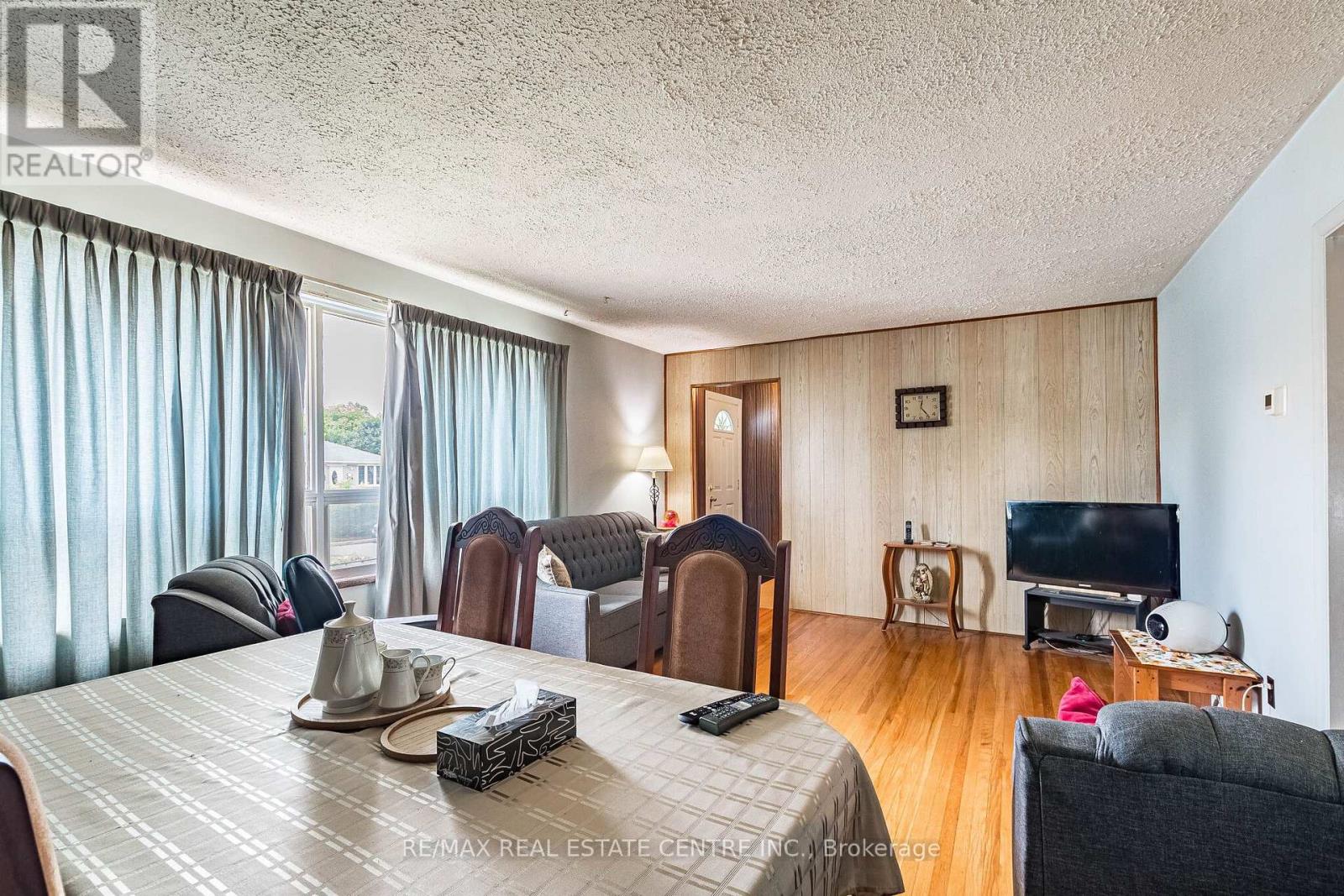 6939 JUSTINE DRIVE - 10
