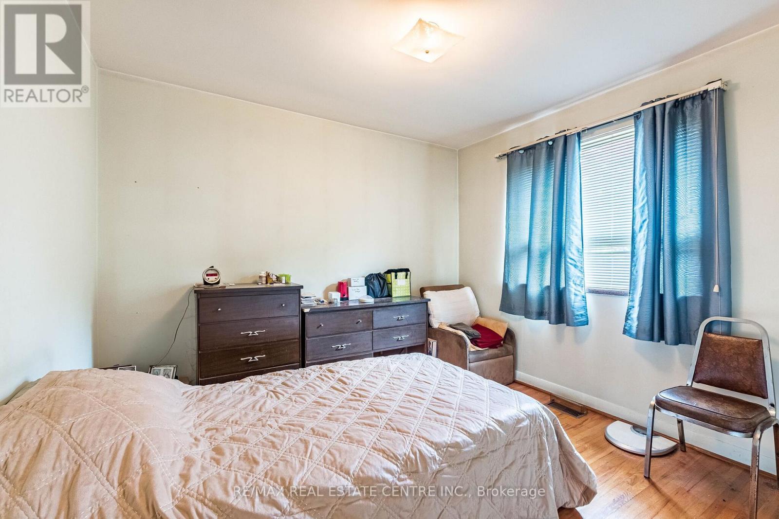 6939 JUSTINE DRIVE - 19