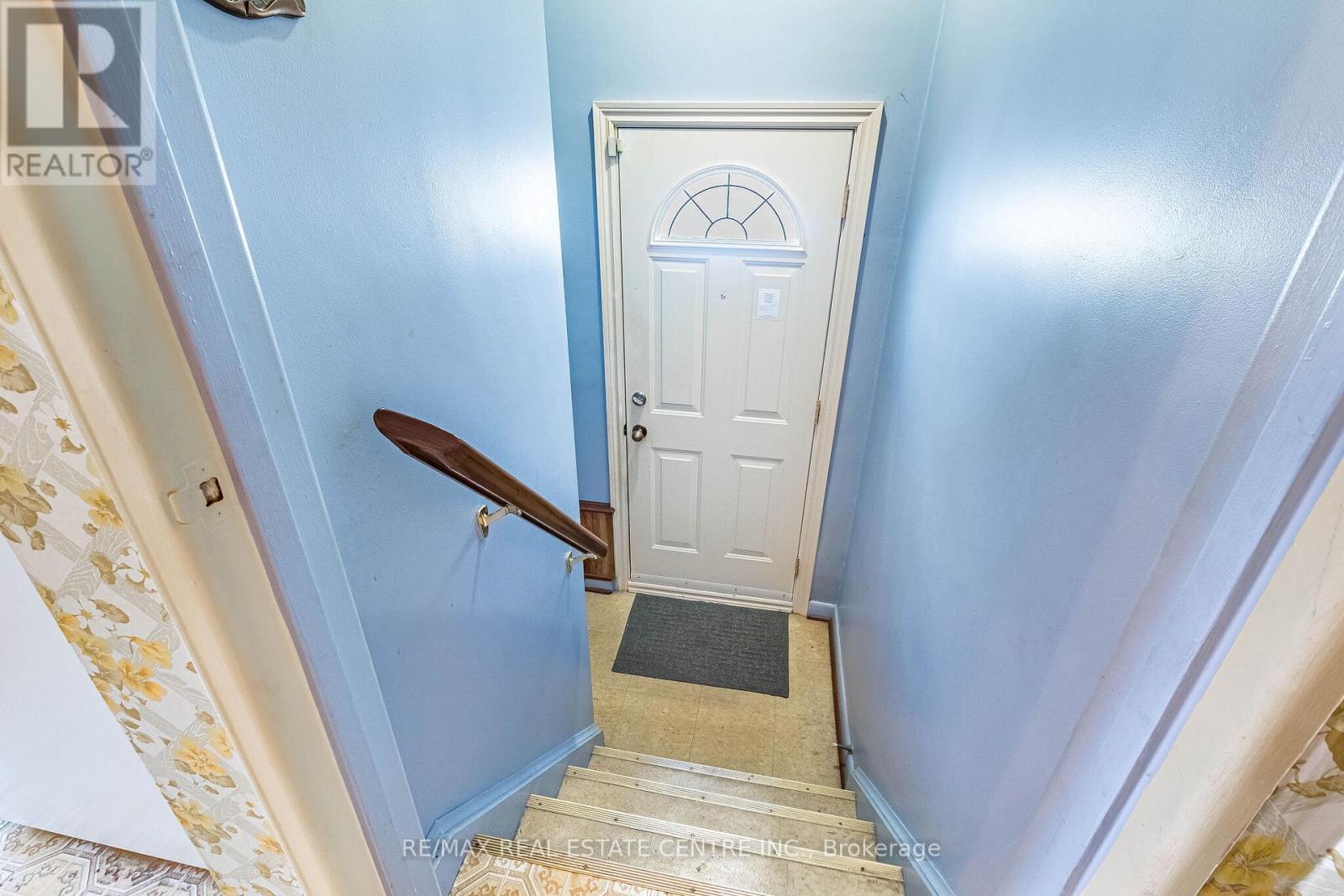 6939 JUSTINE DRIVE - 21