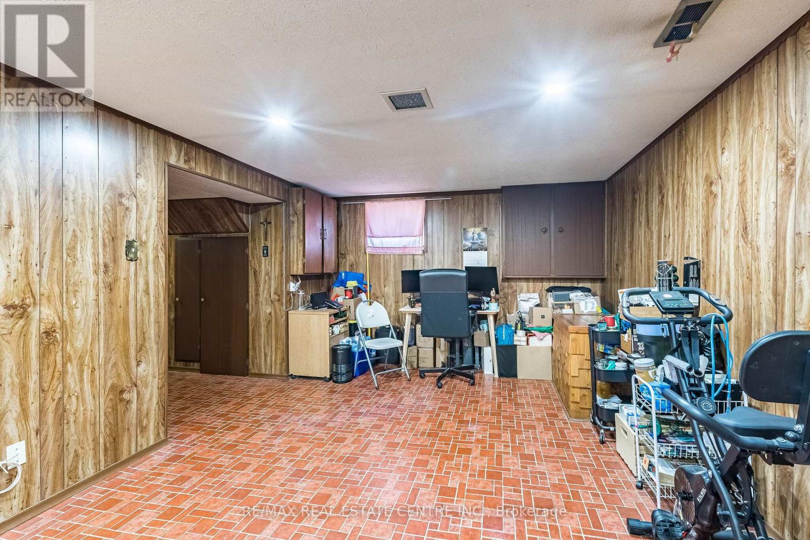 6939 JUSTINE DRIVE - 23