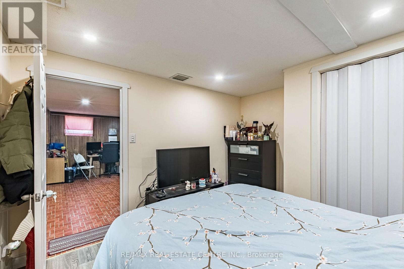 6939 JUSTINE DRIVE - 24