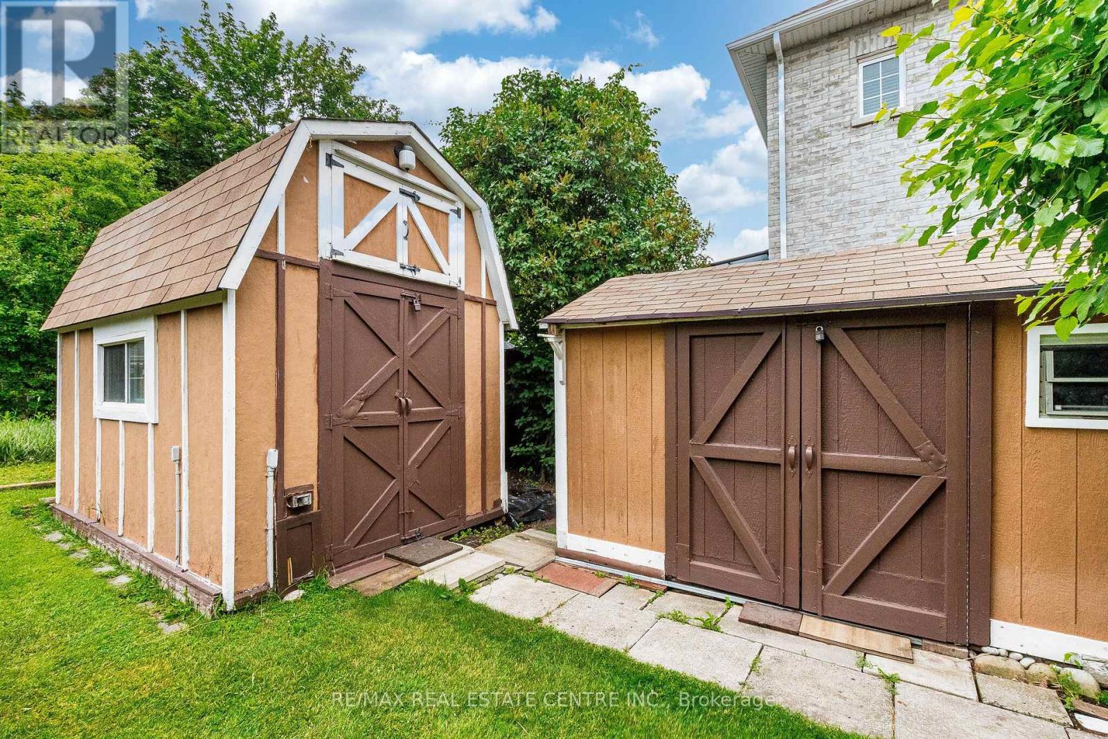 6939 JUSTINE DRIVE - 31