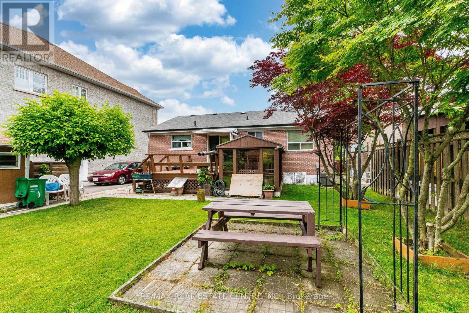 6939 JUSTINE DRIVE - 36