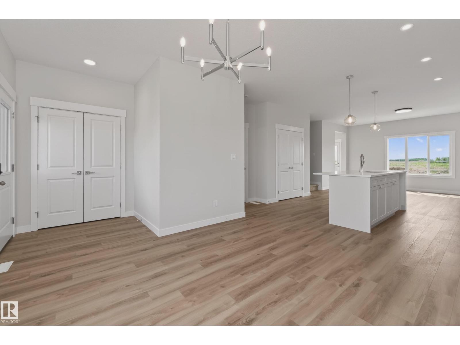 8533 96 AV — photo 8